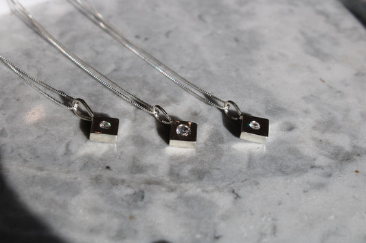 Flush Set Diamond shape Pendant